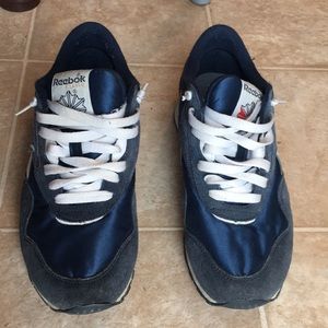 Reebok Classic navy sneakers women 8